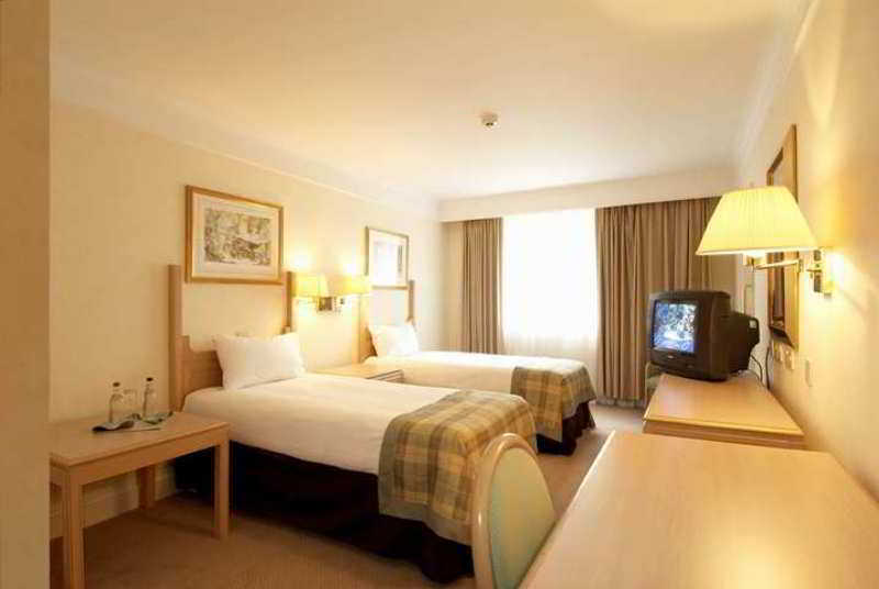Orida Hotels Newbury Newbury  Extérieur photo